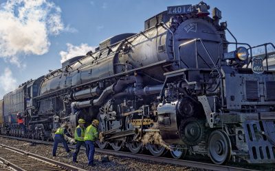 Big Boy Locomotive and crew